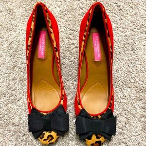 Isaac Mizrahi Red & Black Leopard Block Heel